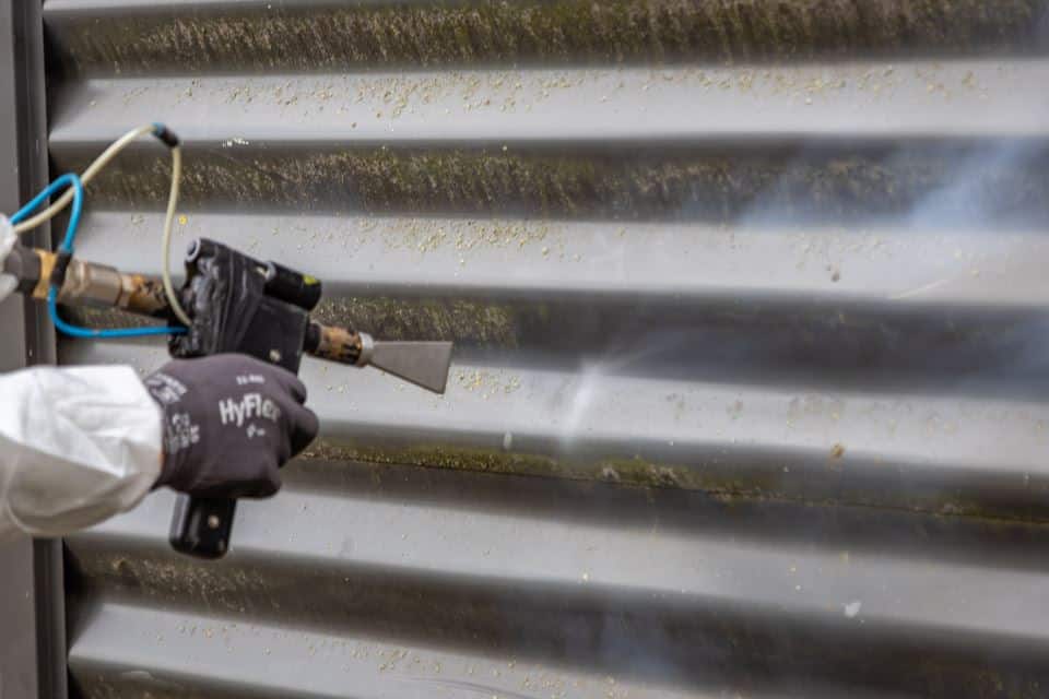 Nettoyage industriel par glace carbonique dans le Grand-Est